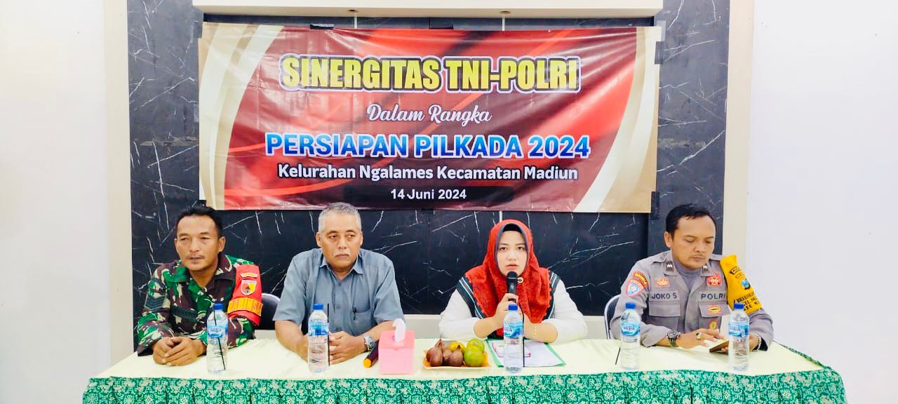 Lurah Nglames bersama TNI/Polri, Bhabinkamtibmas,Babinsa, tokoh masyarakat, pemuda dan warga masyarakat dalam rangka persiapan jaga Kondusifitas jelang pilkada 2024.