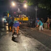 Perbaikan Jalan Desa Wates Masuki Tahap Patching, Dinas PUPR Tulungagung Siapkan Pelapisan Aspal, detikindo24.com